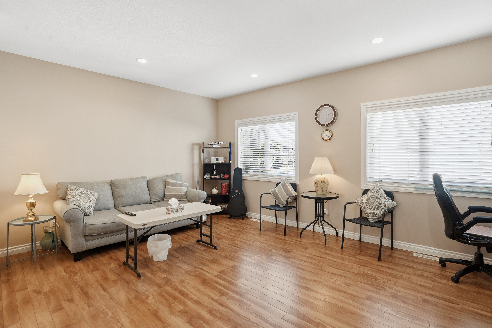 Stonebridge双车库联排出售 · 212 Willis Crescent #301——林与唐地产 - 5